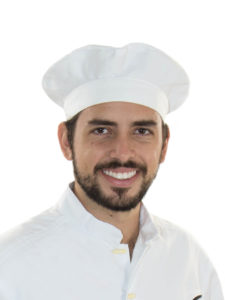 Gorro para Uniforme Chef Pastelero. Contamos con una gran variedad de colores para alegrar tu Empresa.